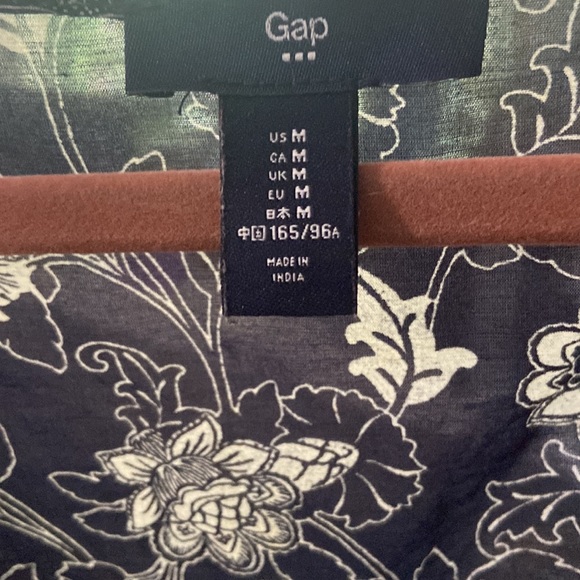 Gap Button Up Blouse - Picture 3 of 3